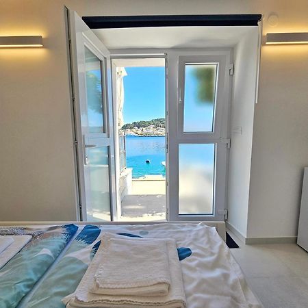 Apartman Velopin มาลีโลชินจ์ ภายนอก รูปภาพ