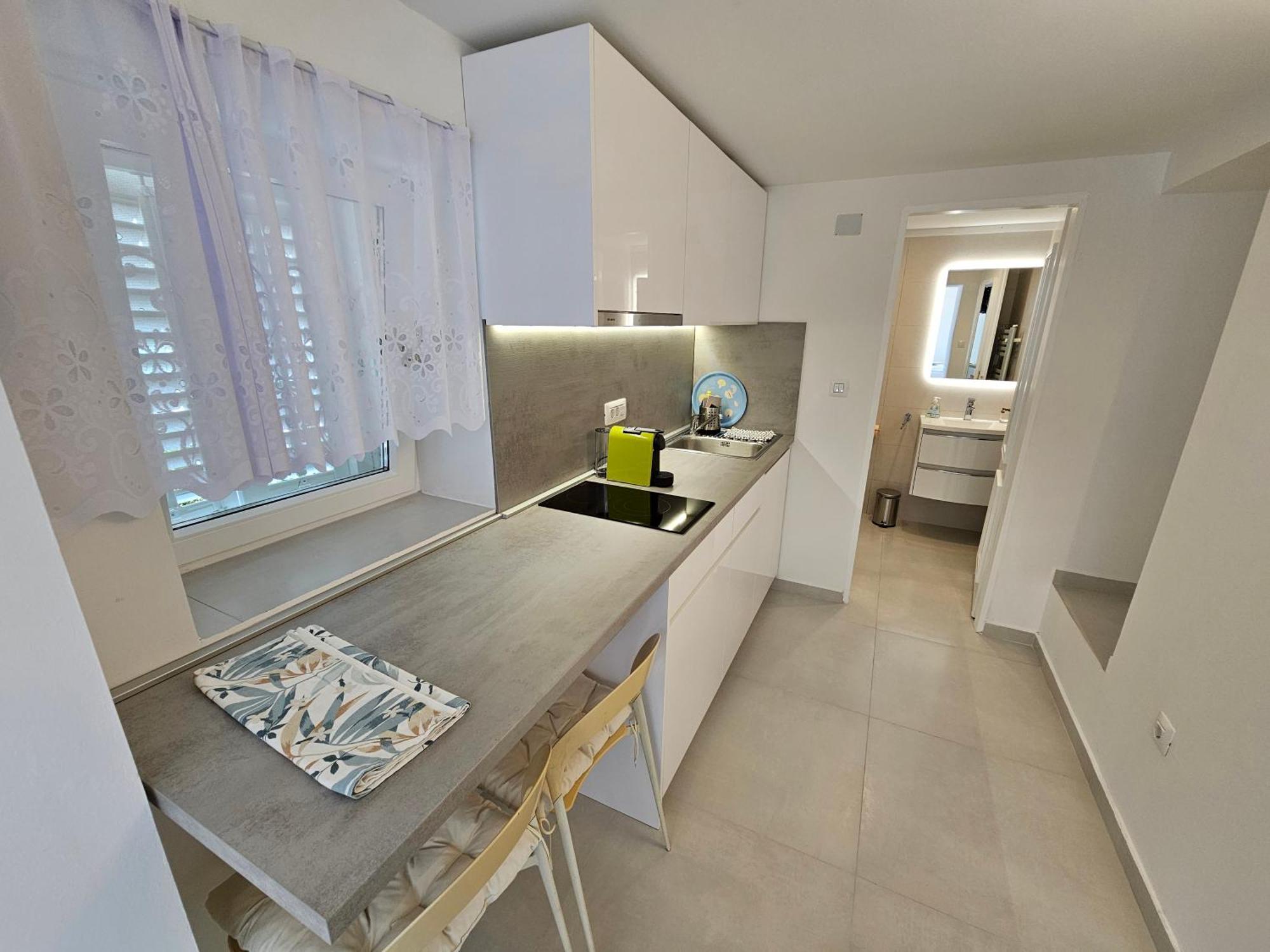 Apartman Velopin มาลีโลชินจ์ ภายนอก รูปภาพ